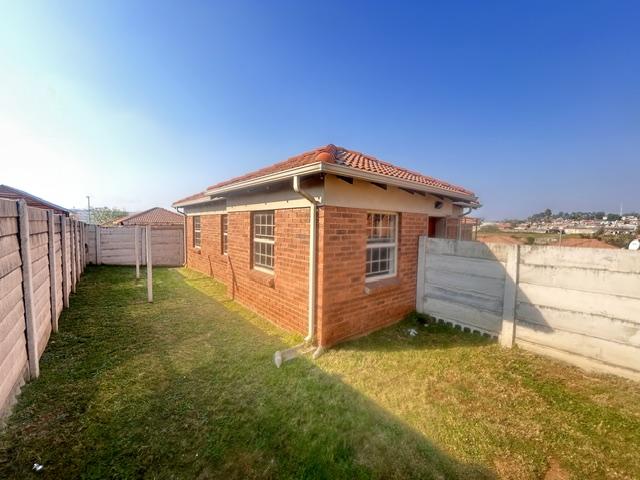 3 Bedroom Property for Sale in Thatch Hill Estate Gauteng
