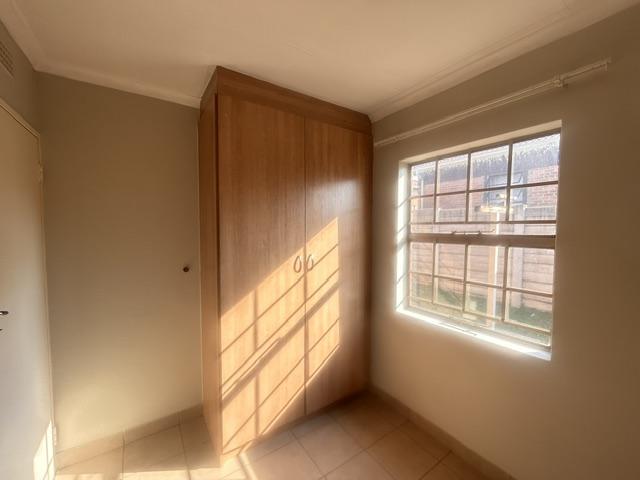 3 Bedroom Property for Sale in Thatch Hill Estate Gauteng