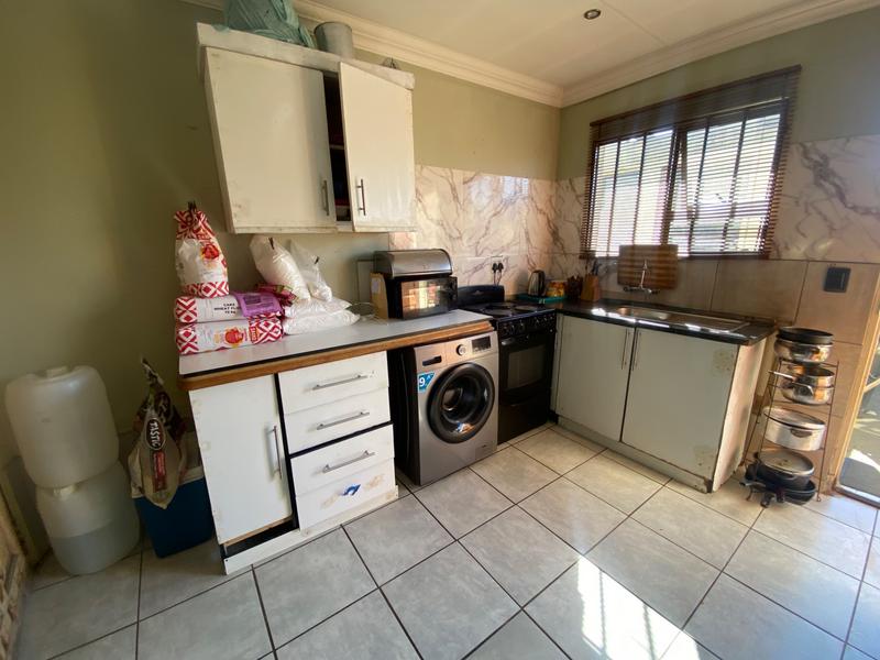 2 Bedroom Property for Sale in Palm Ridge Ext 2 Gauteng