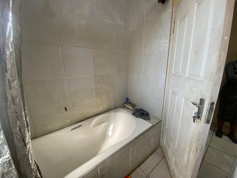 2 Bedroom Property for Sale in Palm Ridge Ext 2 Gauteng