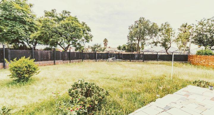 3 Bedroom Property for Sale in Linmeyer Gauteng
