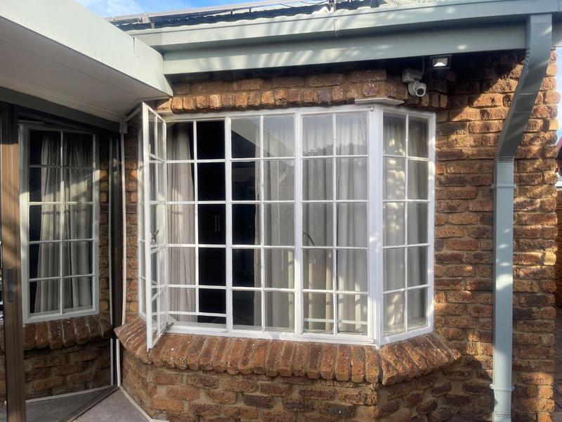 3 Bedroom Property for Sale in Vanderbijlpark SE 3 Gauteng