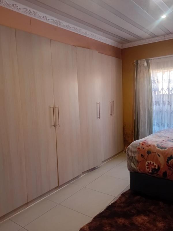 4 Bedroom Property for Sale in Geluksdal Gauteng