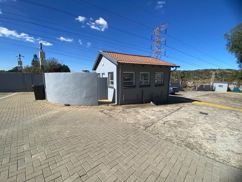 2 Bedroom Property for Sale in Linmeyer Gauteng