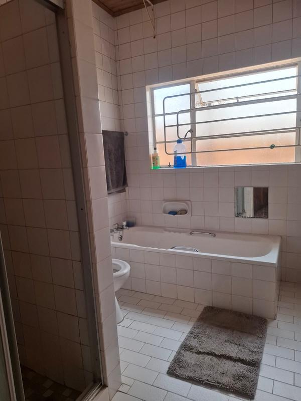 4 Bedroom Property for Sale in Regents Park Gauteng