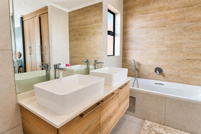 3 Bedroom Property for Sale in Golden Fields Estate Gauteng