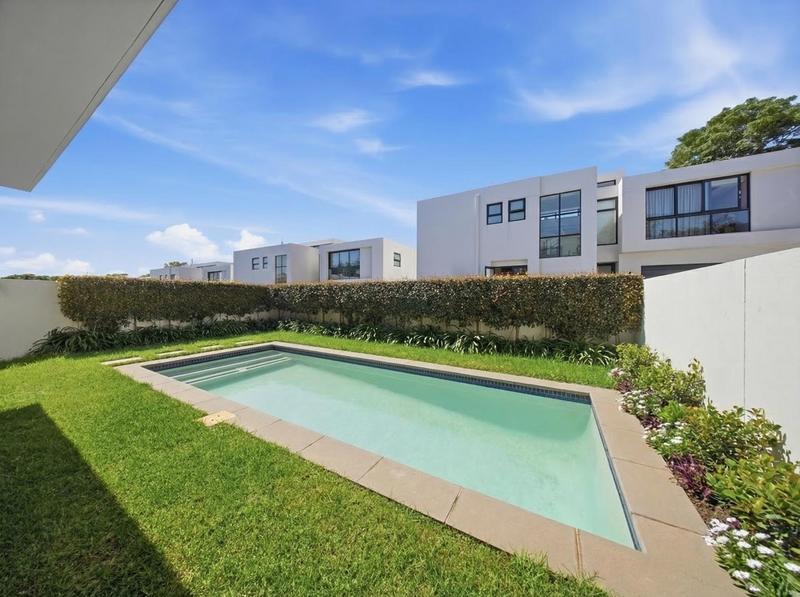 To Let 4 Bedroom Property for Rent in Morningside Gauteng