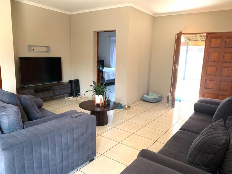 To Let 4 Bedroom Property for Rent in Stone Ridge Gauteng