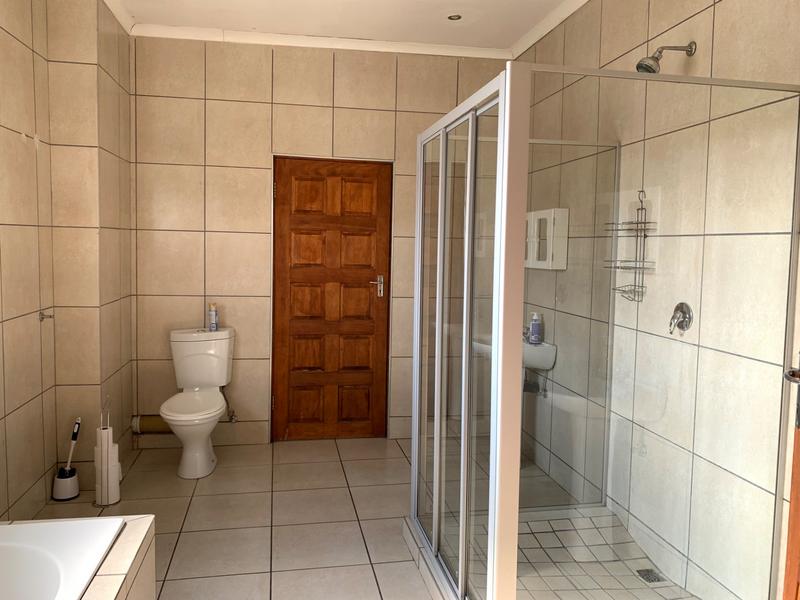 To Let 4 Bedroom Property for Rent in Stone Ridge Gauteng