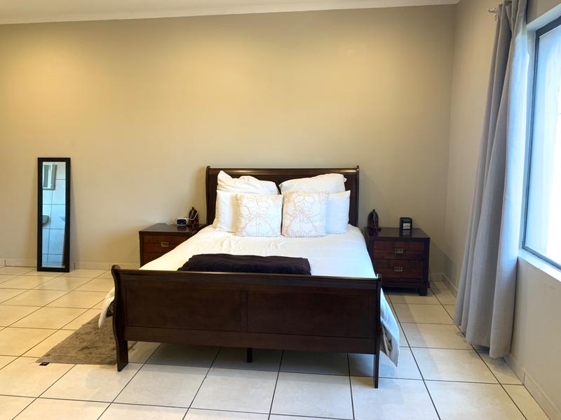 To Let 4 Bedroom Property for Rent in Stone Ridge Gauteng