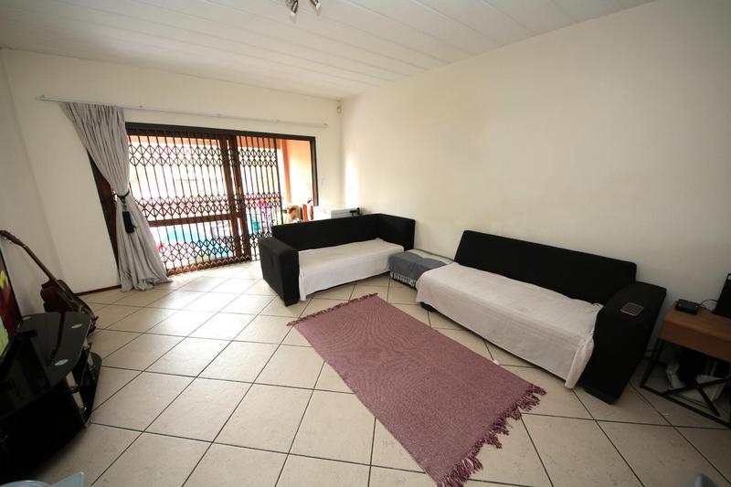 To Let 2 Bedroom Property for Rent in Sunninghill Gauteng