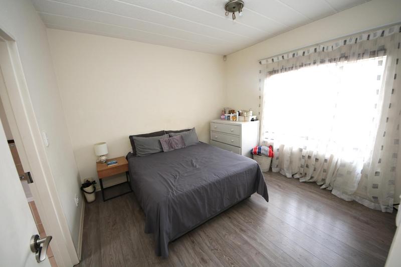 To Let 2 Bedroom Property for Rent in Sunninghill Gauteng