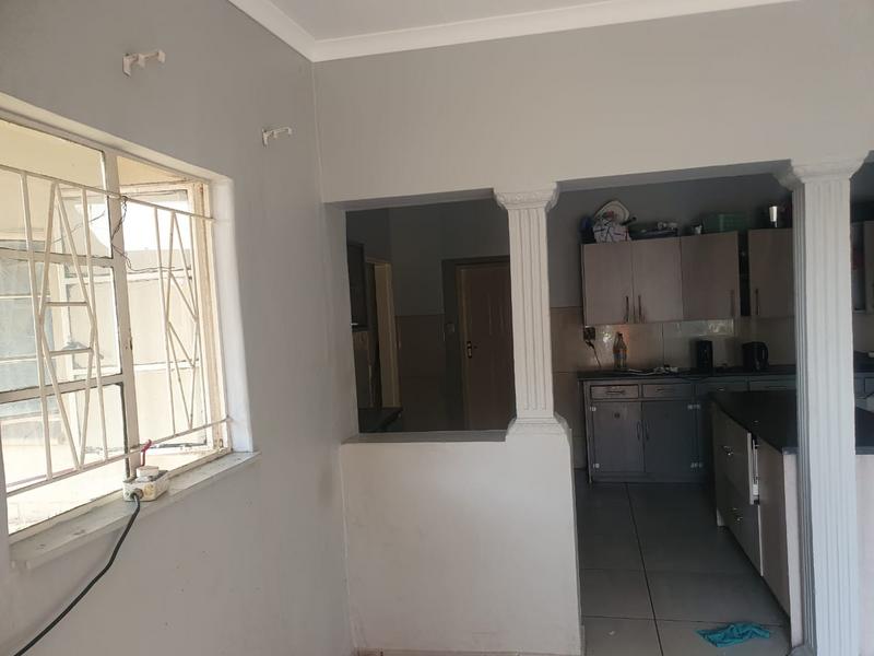 4 Bedroom Property for Sale in Pretoria Gardens Gauteng