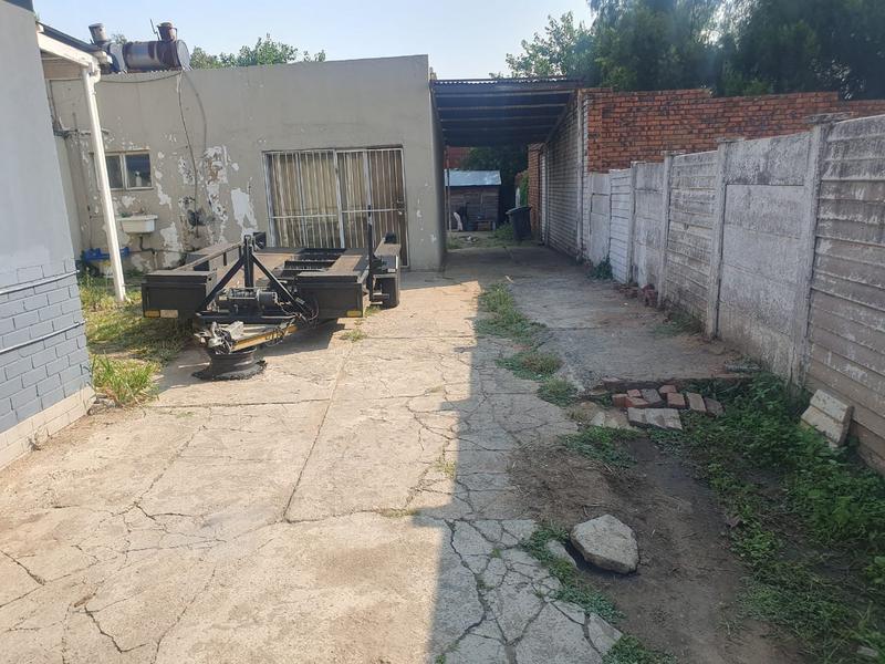 4 Bedroom Property for Sale in Pretoria Gardens Gauteng
