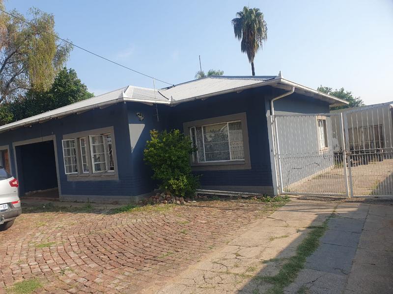 4 Bedroom Property for Sale in Pretoria Gardens Gauteng