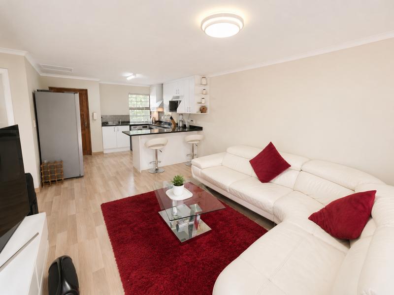 1 Bedroom Property for Sale in Sandown Gauteng