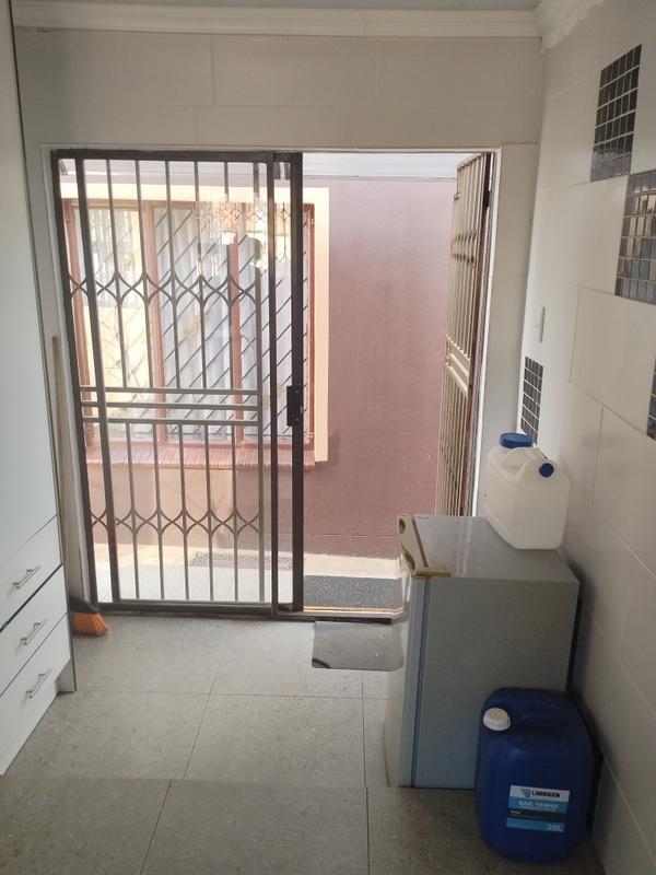 4 Bedroom Property for Sale in Lotus Gardens Gauteng