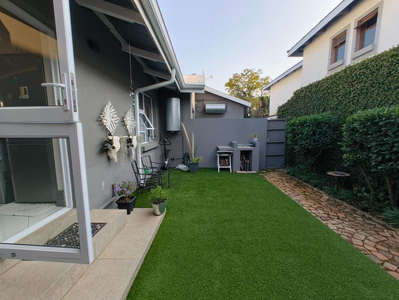1 Bedroom Property for Sale in Menlo Park Gauteng