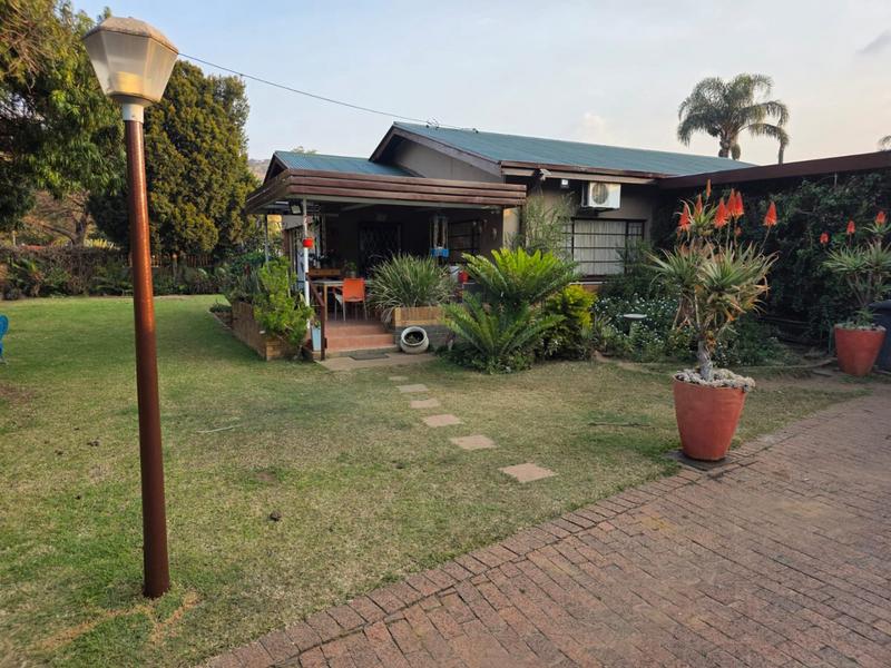 To Let 4 Bedroom Property for Rent in Pretoria Gardens Gauteng