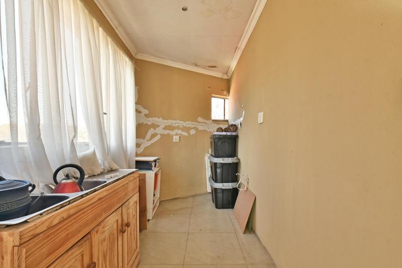 4 Bedroom Property for Sale in Mondeor Gauteng