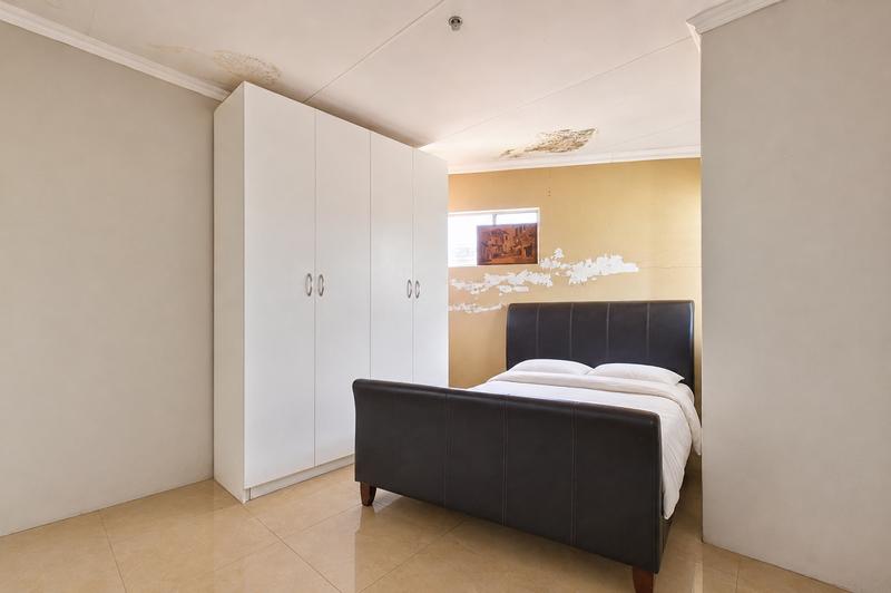 4 Bedroom Property for Sale in Mondeor Gauteng