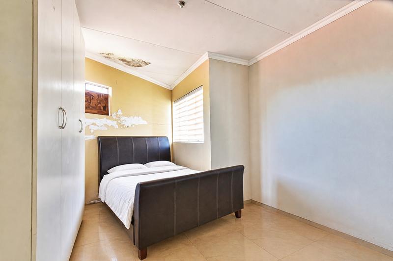 4 Bedroom Property for Sale in Mondeor Gauteng