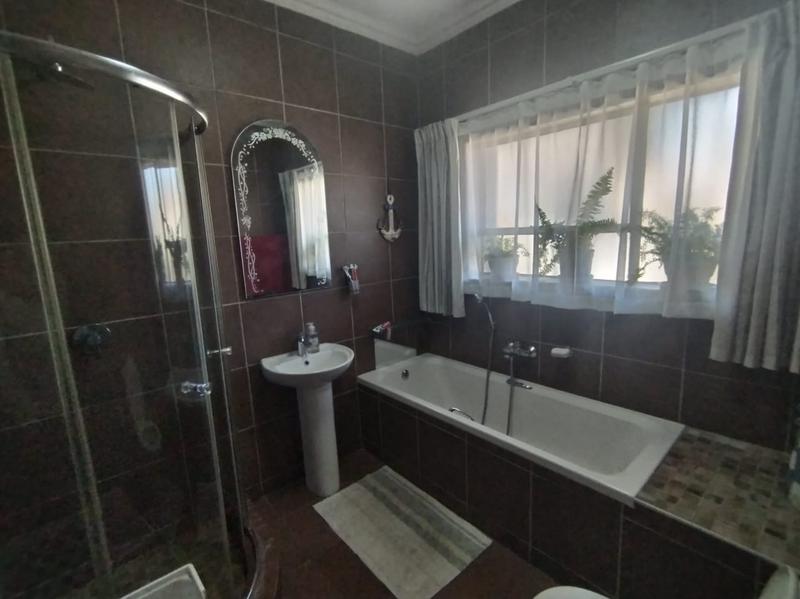 3 Bedroom Property for Sale in Sunnyridge Gauteng