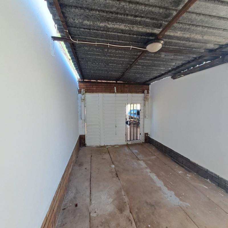 3 Bedroom Property for Sale in Wychwood Gauteng