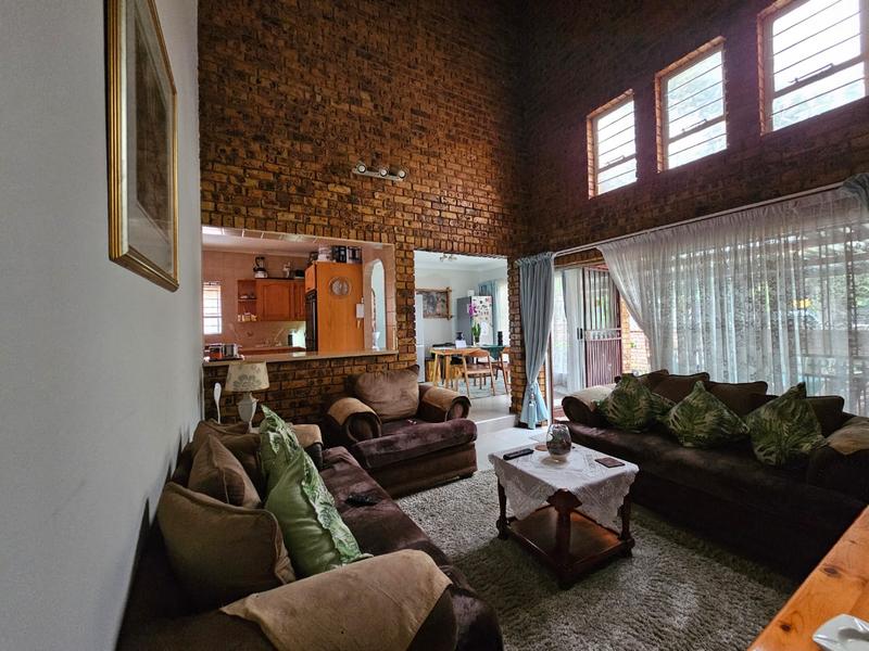 3 Bedroom Property for Sale in Glen Marais Gauteng