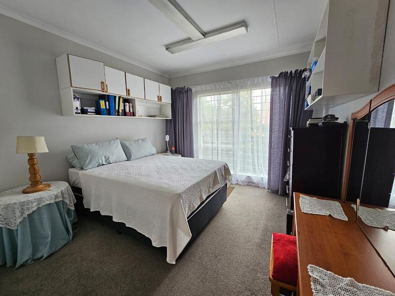 3 Bedroom Property for Sale in Glen Marais Gauteng