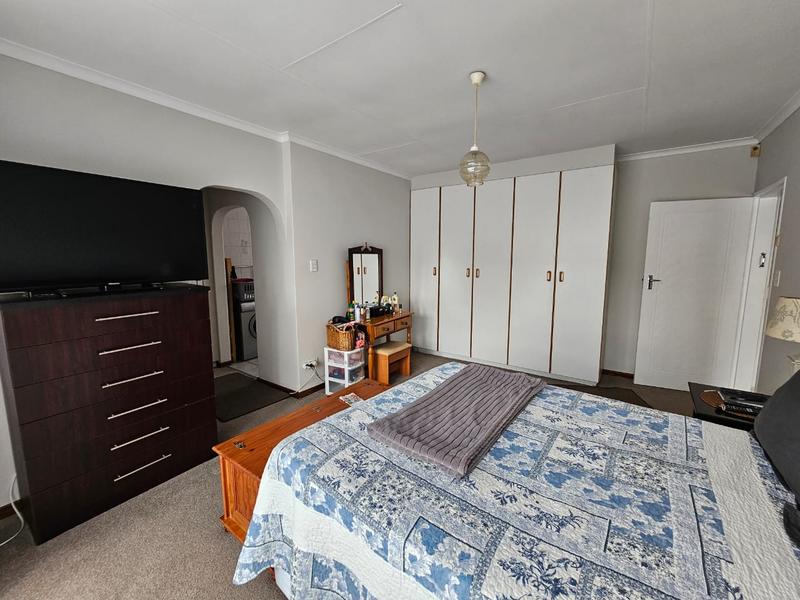 3 Bedroom Property for Sale in Glen Marais Gauteng