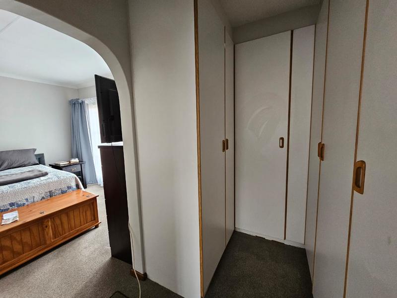 3 Bedroom Property for Sale in Glen Marais Gauteng