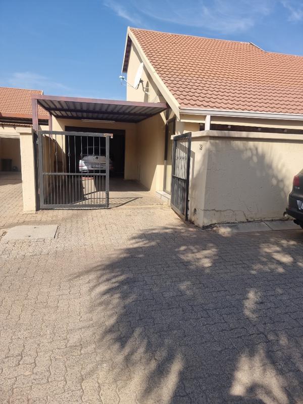 To Let 3 Bedroom Property for Rent in Wychwood Gauteng