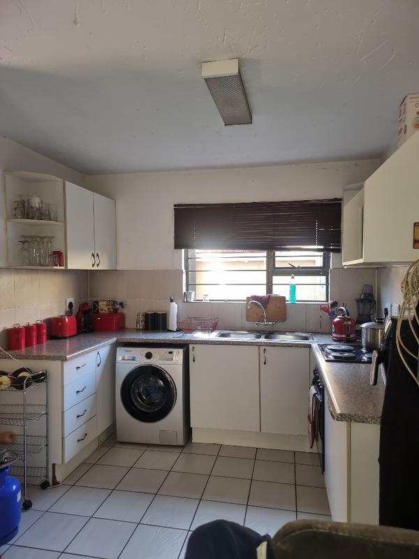 To Let 3 Bedroom Property for Rent in Wychwood Gauteng