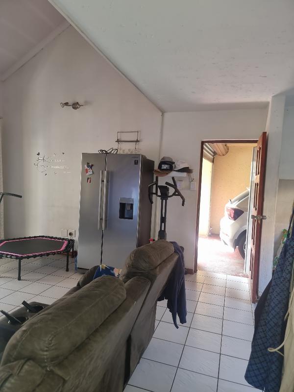 To Let 3 Bedroom Property for Rent in Wychwood Gauteng