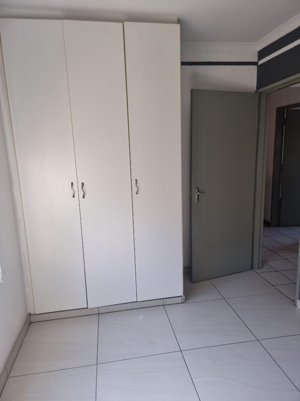 To Let 3 Bedroom Property for Rent in Wychwood Gauteng