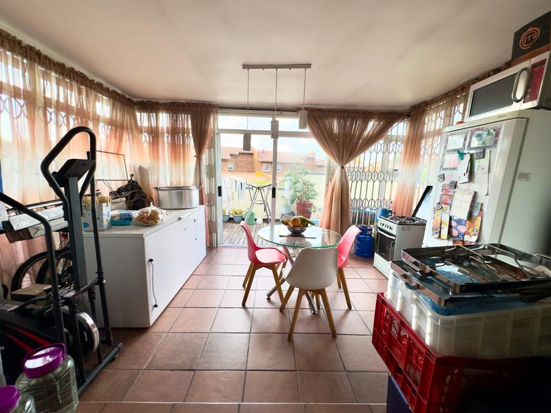 2 Bedroom Property for Sale in Lyndhurst Gauteng