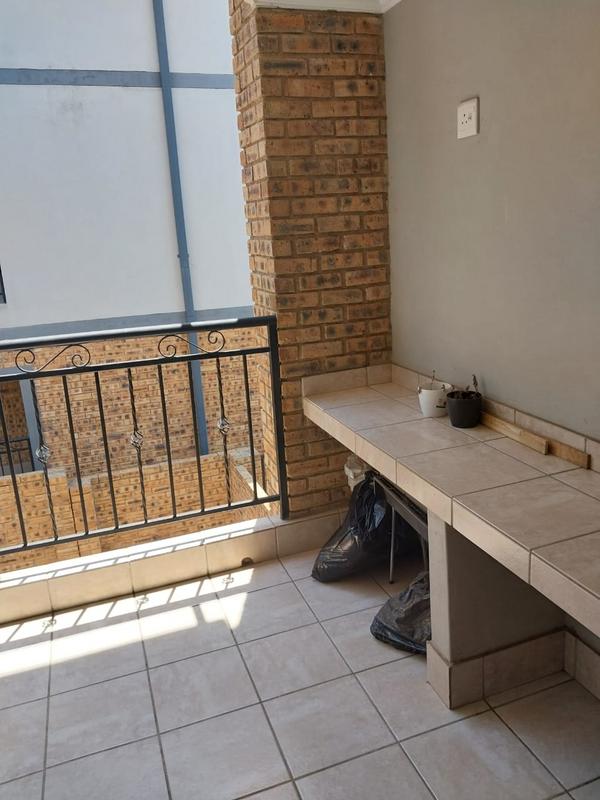 2 Bedroom Property for Sale in Fairlead Gauteng