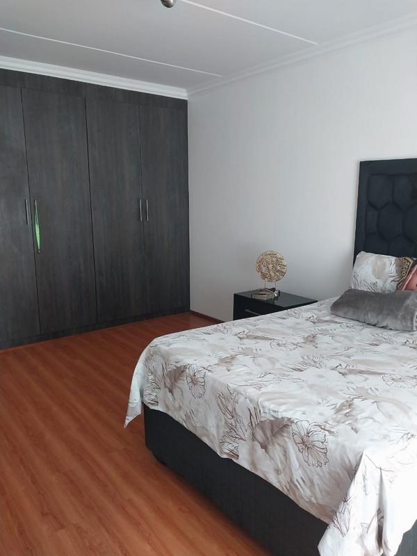 2 Bedroom Property for Sale in Fairlead Gauteng