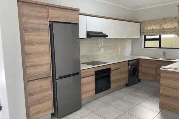 To Let 3 Bedroom Property for Rent in Waterfall Gauteng
