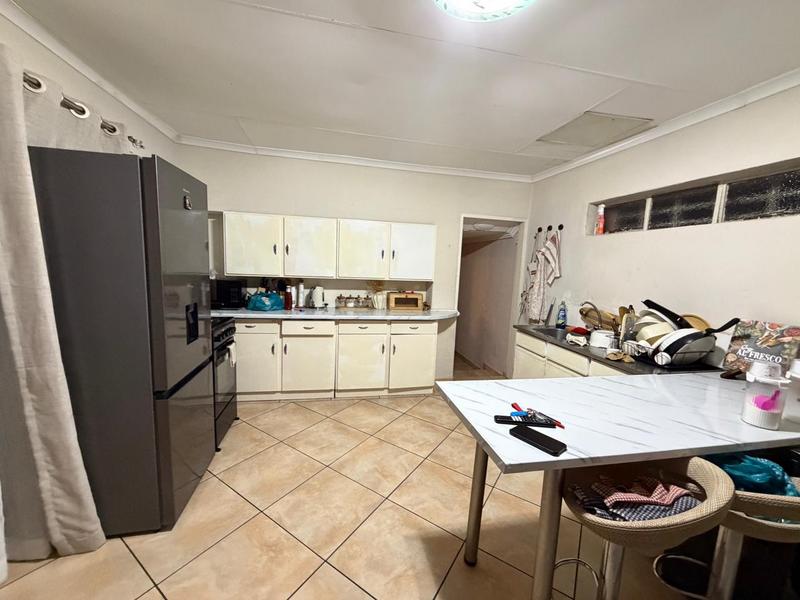 1 Bedroom Property for Sale in Suideroord Gauteng
