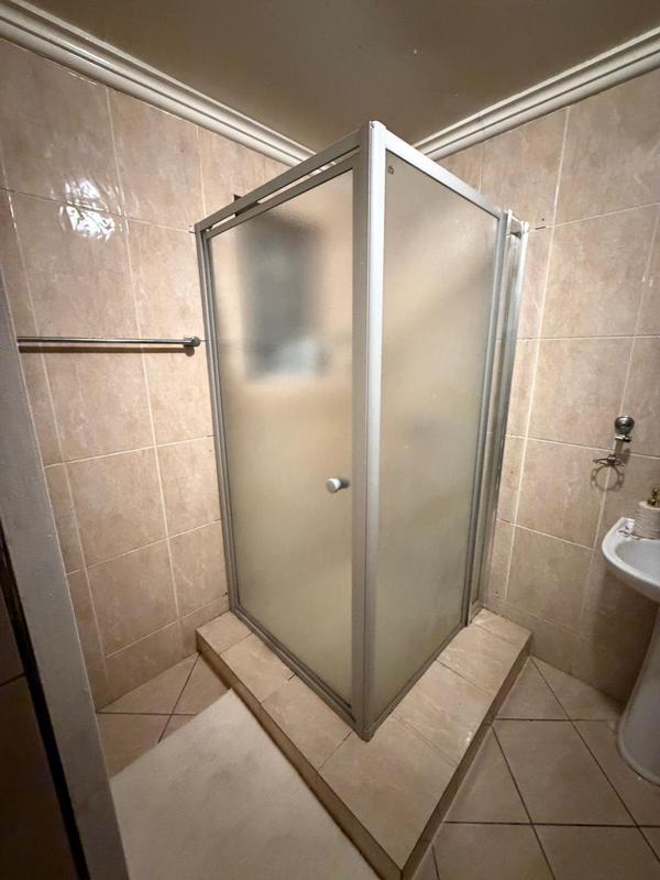 1 Bedroom Property for Sale in Suideroord Gauteng