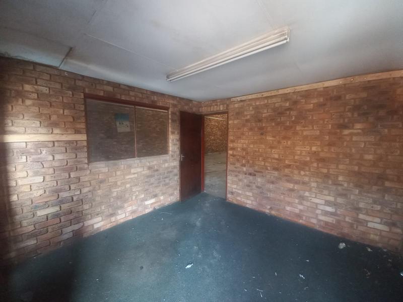 To Let Commercial Property for Rent in Sunderland Ridge Gauteng