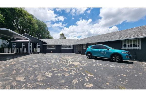 4 Bedroom Property for Sale in Bramley North Gauteng