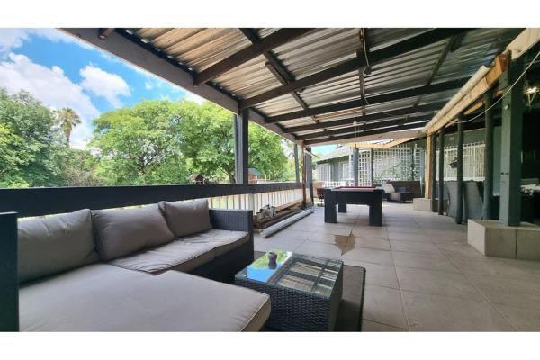 4 Bedroom Property for Sale in Bramley North Gauteng
