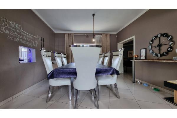 4 Bedroom Property for Sale in Bramley North Gauteng