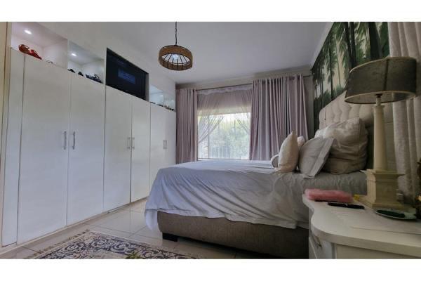 4 Bedroom Property for Sale in Bramley North Gauteng