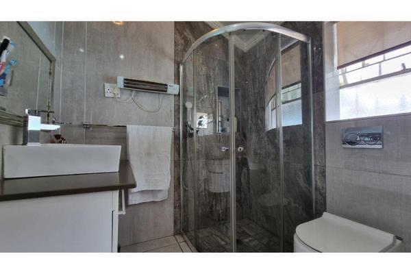 4 Bedroom Property for Sale in Bramley North Gauteng