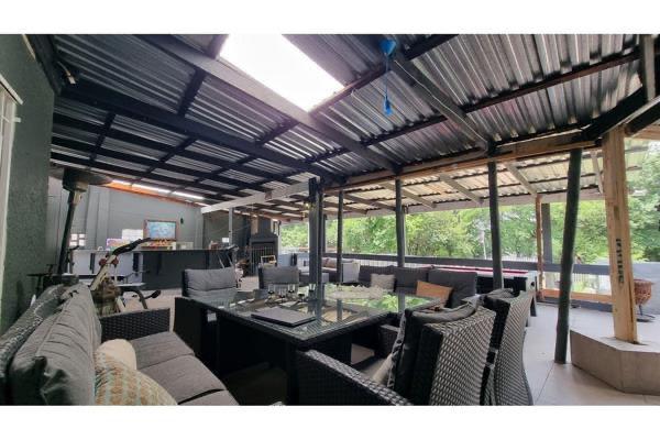 4 Bedroom Property for Sale in Bramley North Gauteng