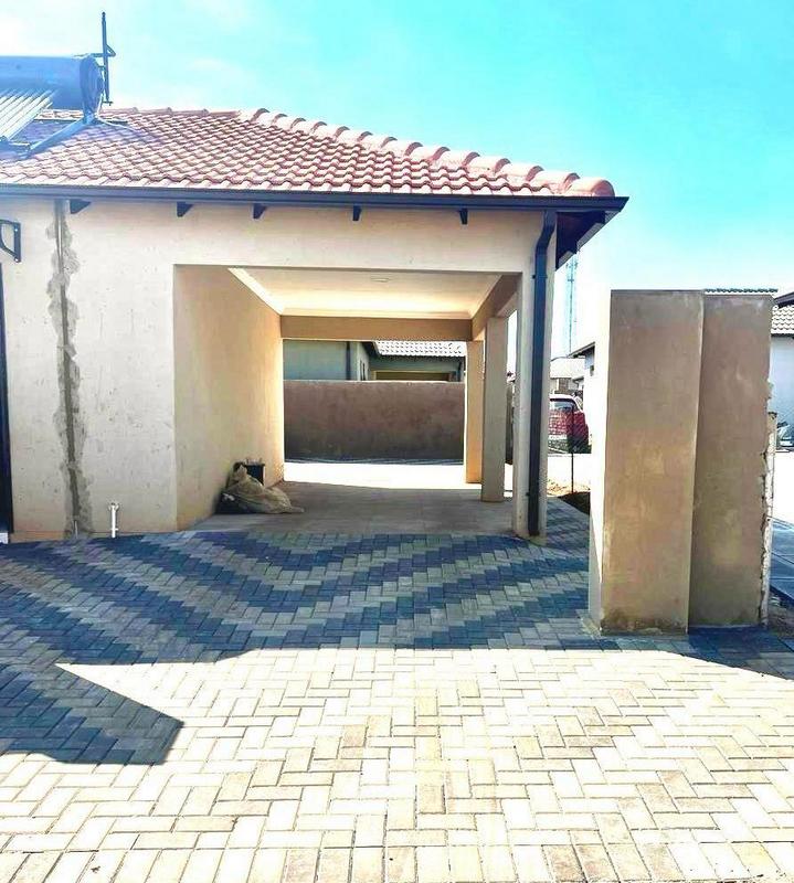3 Bedroom Property for Sale in Dawn Park Gauteng